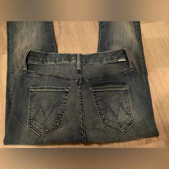 MOTHER The Looker Ankle Fray Jeans - Picture 4 of 7